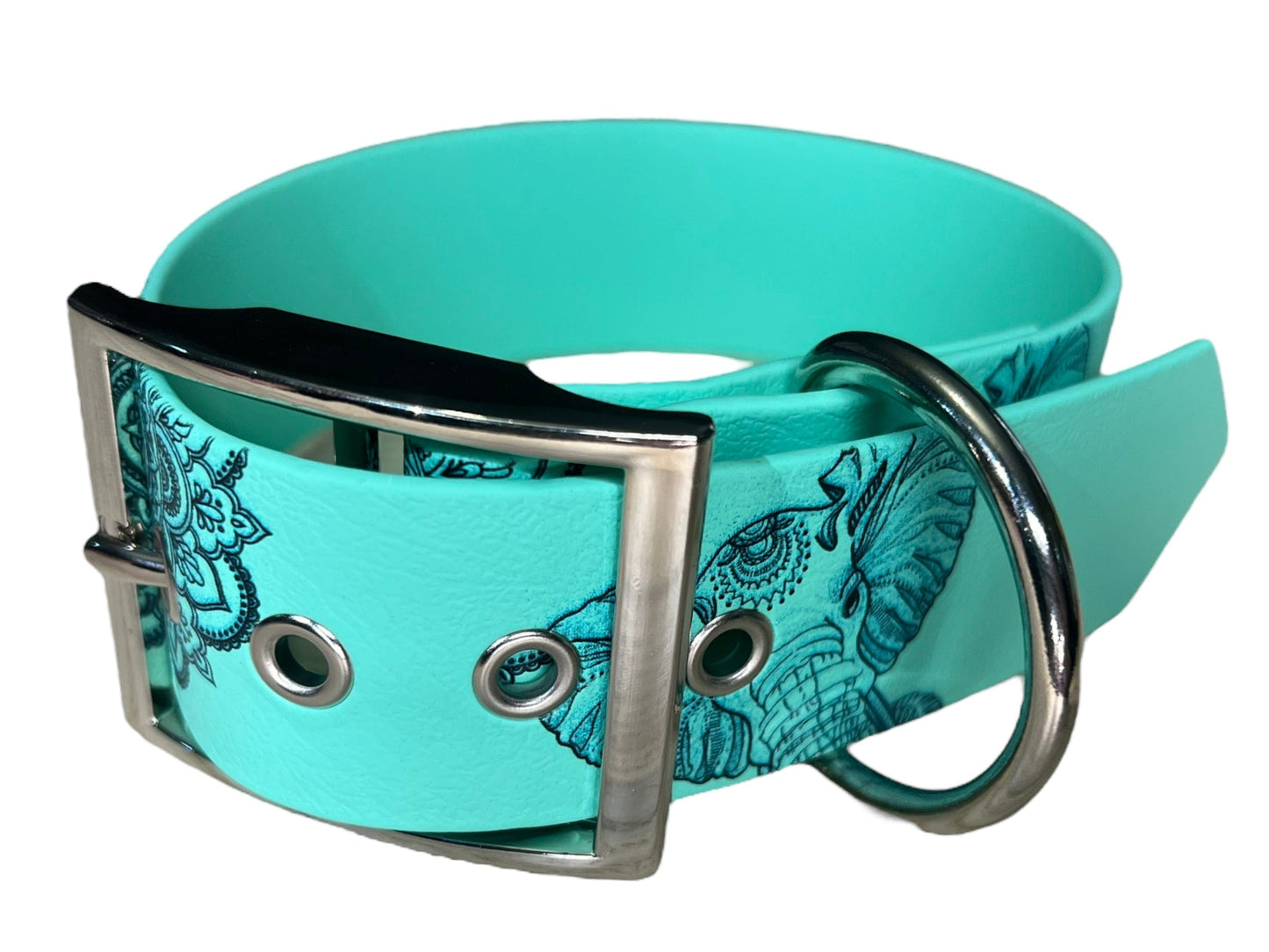 Collier large en BioThane® imprimé “Éléphant Mandala” – Déstockage (doré, améthyste, fuchsia, vert caribéen)