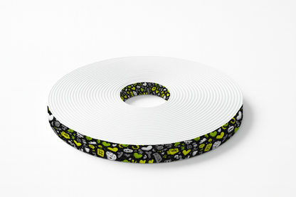 BioThane imprimé – Motif Emojis & Cœurs vert fluo sur fond noir