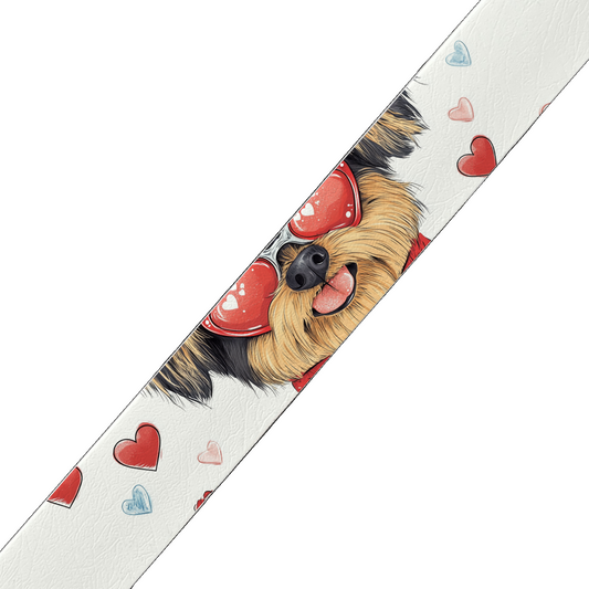 BioThane® imprimé – Chien mignon lunettes cœur & petits cœurs