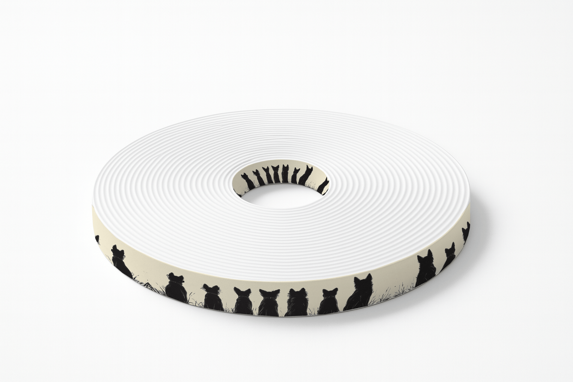 L'atelier du Fourmilier BioThane imprimé au mètre BioThane imprimé – Chiens silhouettes noires dans les herbes