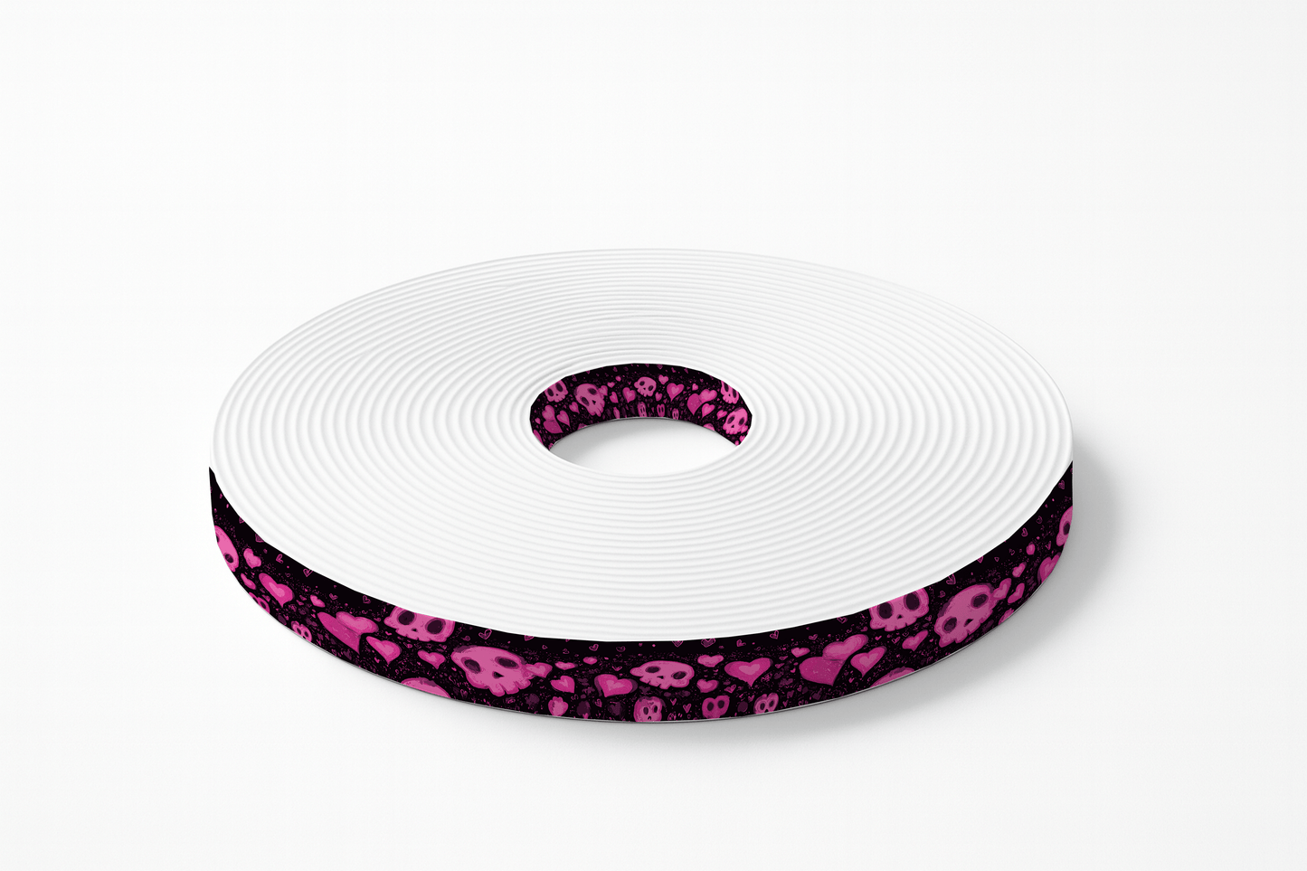 L'atelier du Fourmilier BioThane imprimé au mètre BioThane imprimé – Crânes roses & cœurs