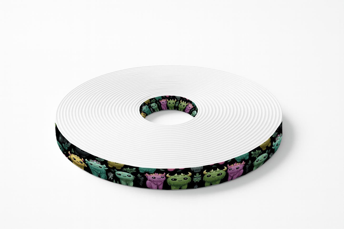 L'atelier du Fourmilier BioThane imprimé au mètre BioThane imprimé – Créatures mignonnes multicolores sur fond noir