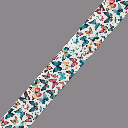 L'atelier du Fourmilier BioThane imprimé au mètre BioThane imprimé – Motif Papillons multicolores (au mètre)
