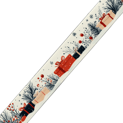 L'atelier du Fourmilier BioThane imprimé au mètre BioThane imprimé – Motif Paquets cadeaux & feuillages d’hiver