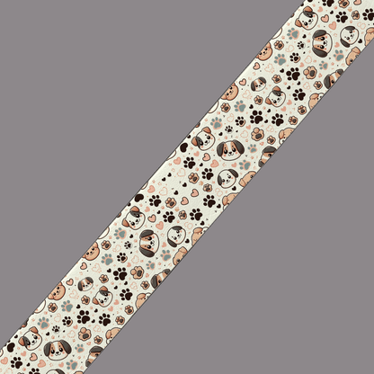 L'atelier du Fourmilier BioThane imprimé au mètre Sangle BioThane® imprimée – Motif Chiens & Empreintes