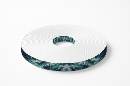 L'atelier du Fourmilier BioThane imprimé au mètre Sangle en BioThane® imprimée – Motif Marbré Bleu Glacier