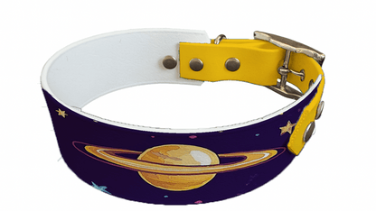L'atelier du Fourmilier collier bicolore 224 Collier bicolore large pour chien en BioThane® imprimé – Collection galaxie – 38/25 mm